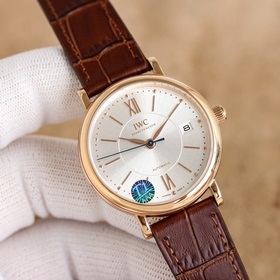 新推出IWC萬國(guó)錶柏濤菲諾自動(dòng)腕錶37mm系列1 ：殼套采用316精鋼材質(zhì)打磨