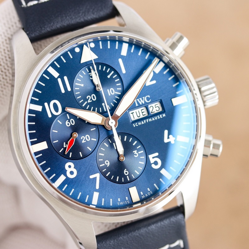 TW新品！IWC 萬國飛行員系列IW378003.1.腕錶采用玫高科技鍍金，