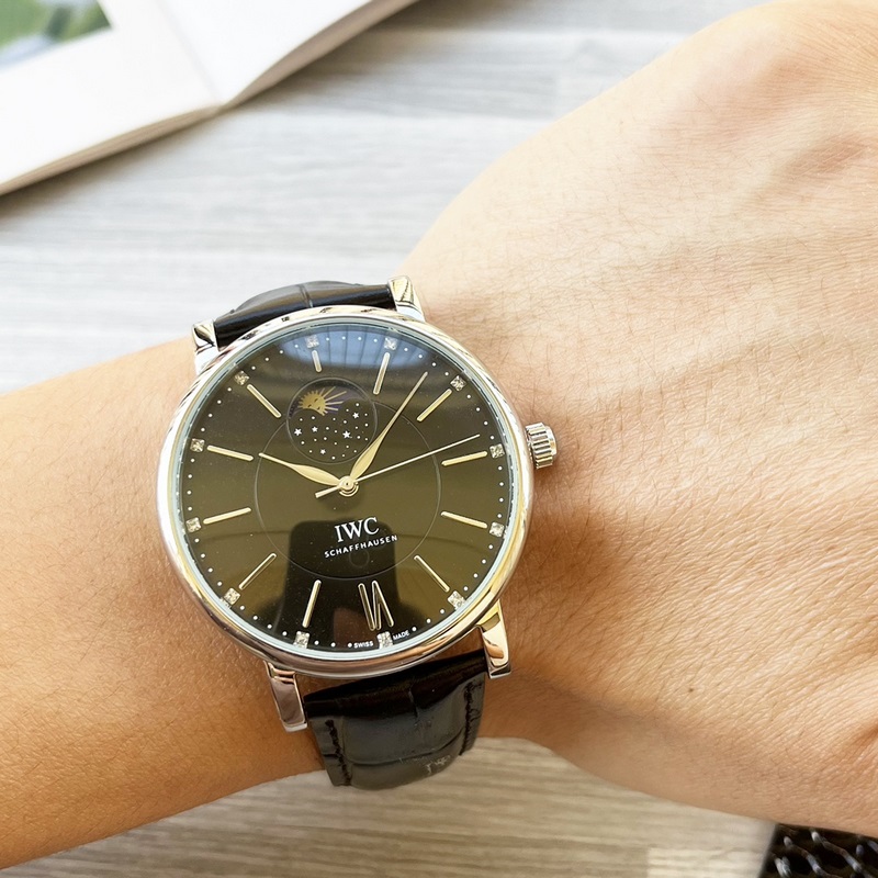 【最新】：萬國 三針設計【類型】：精品男士腕錶【錶帶】：真牛皮錶帶///31