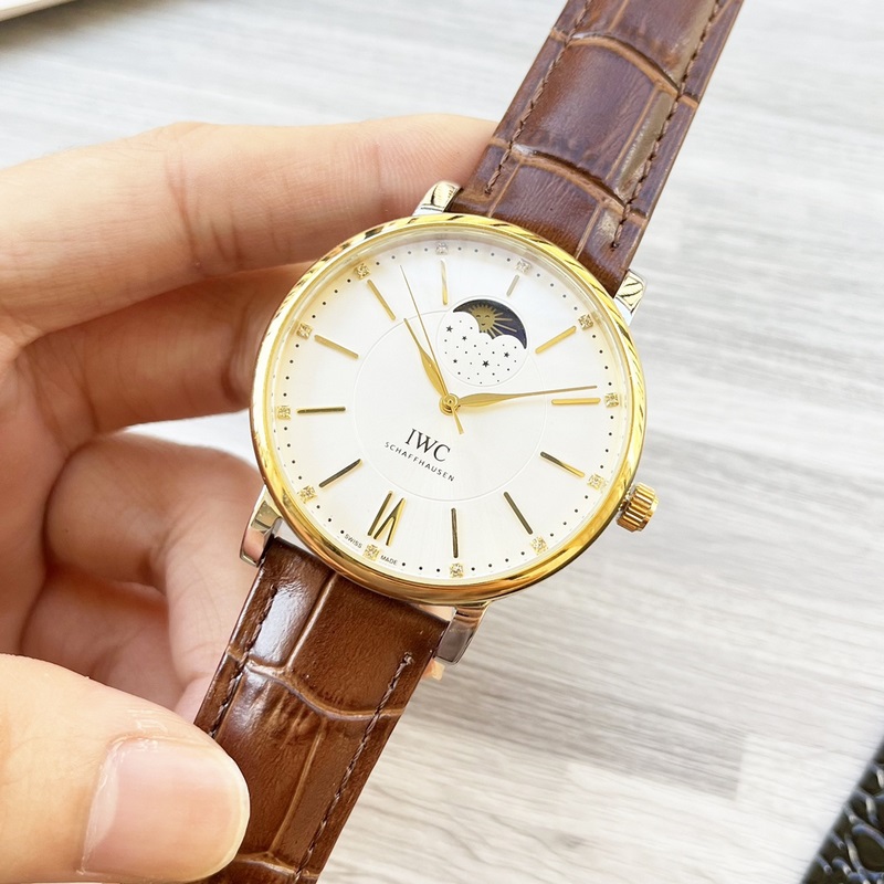 【最新】：萬國 三針設計【類型】：精品男士腕錶【錶帶】：真牛皮錶帶///31