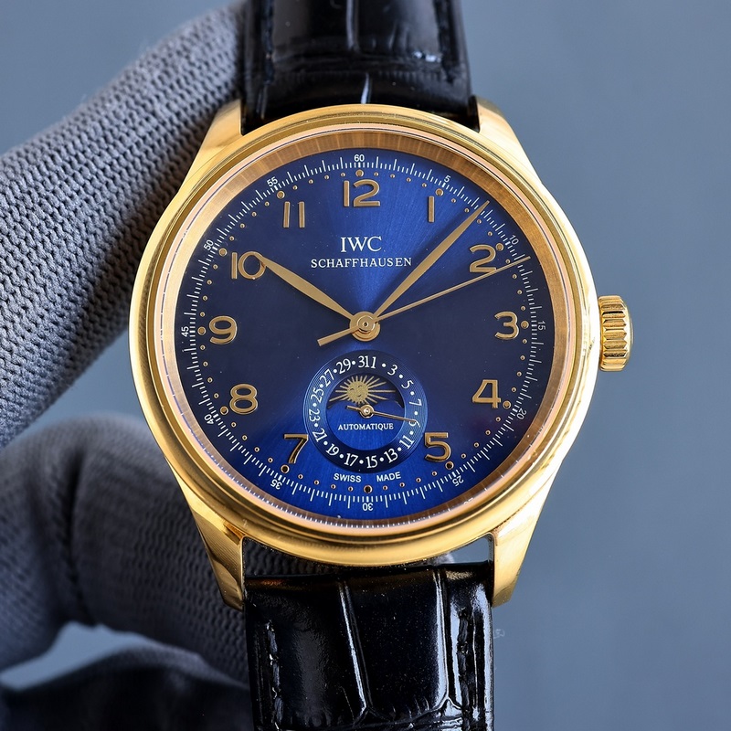 火爆推薦，新款萬國原裝爆款.月相系列.男士腕錶 簡單不失大氣[勝利]搭載精準瑞士