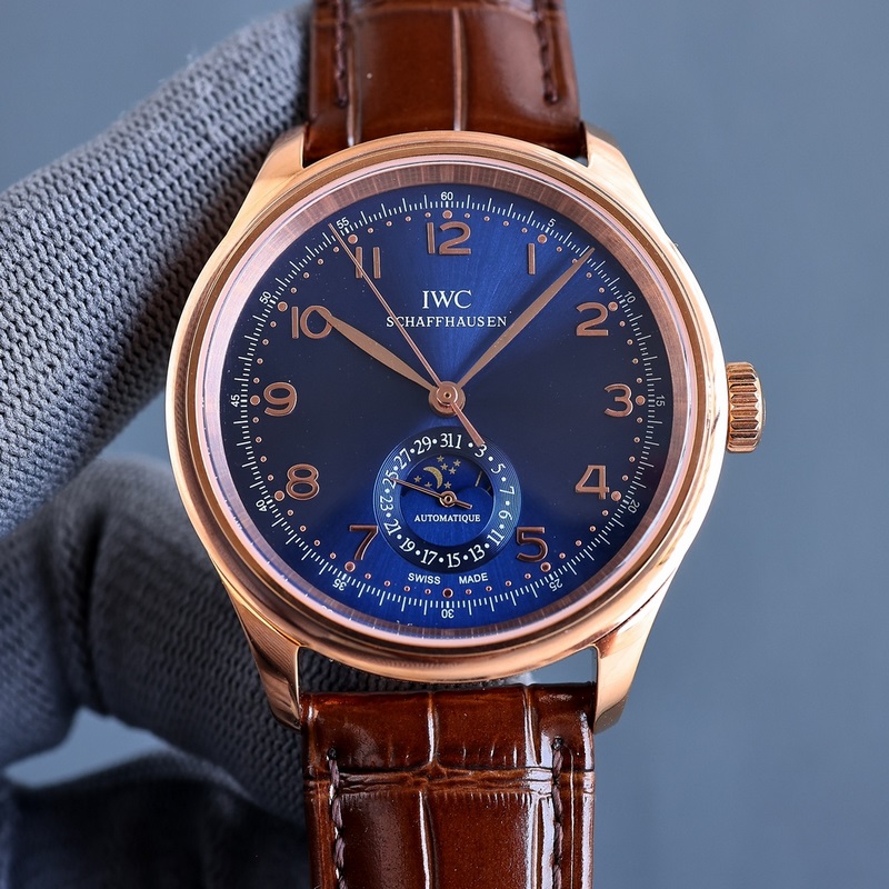 火爆推薦，新款萬國原裝爆款.月相系列.男士腕錶 簡單不失大氣[勝利]搭載精準瑞士