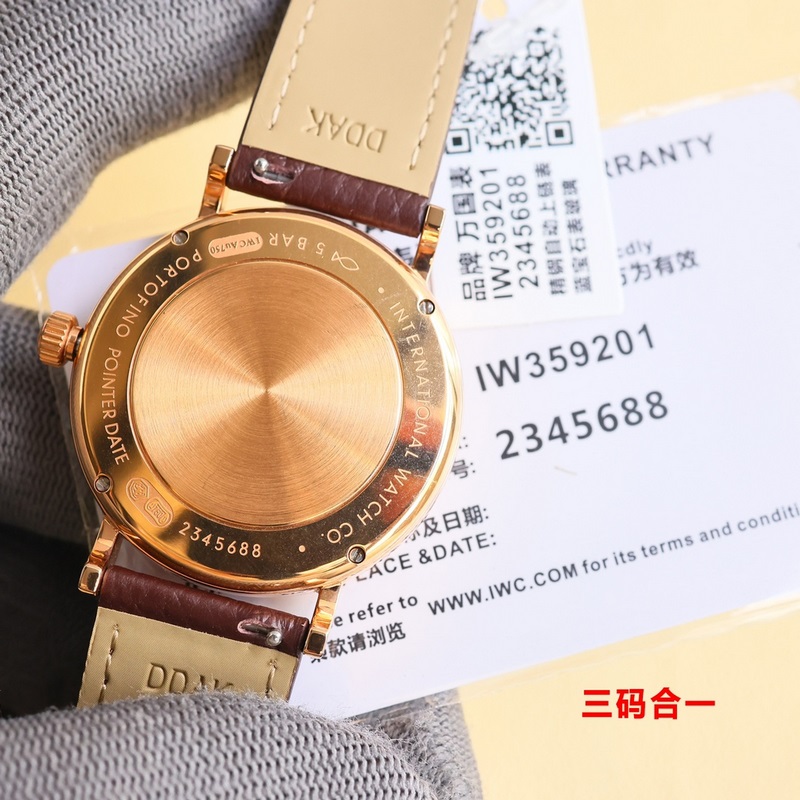 （三碼合一）IWC萬國首推柏濤菲諾系列（IW359201）指針式日曆功能，最受