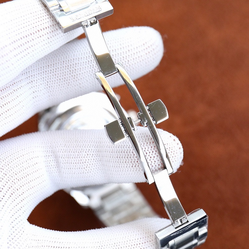 TT廠全新推出浪琴L2.773.4八針多功能計(jì)時(shí)機(jī)械三碼合一【機(jī)芯】搭載 7