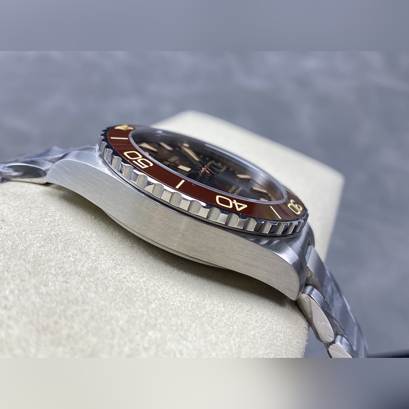 新品發布!原版開模完美複刻!GR 浪琴-LONGINES 全新康卡斯潛水系列G