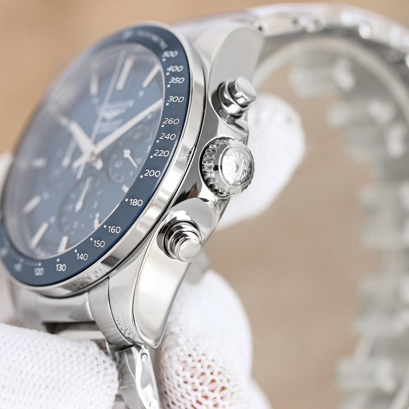 【新品】浪琴 LONGINES-浪琴康卡斯悅動憑借其獨特的設計，實用的功能和舒適