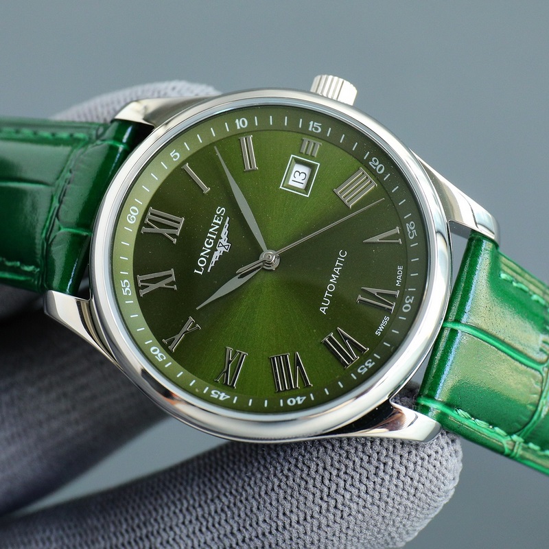 TW新款浪琴傳統(tǒng)系列，浪琴全新推出制錶傳統(tǒng)腕錶，它將現(xiàn)代美學理念和複古元素結合起