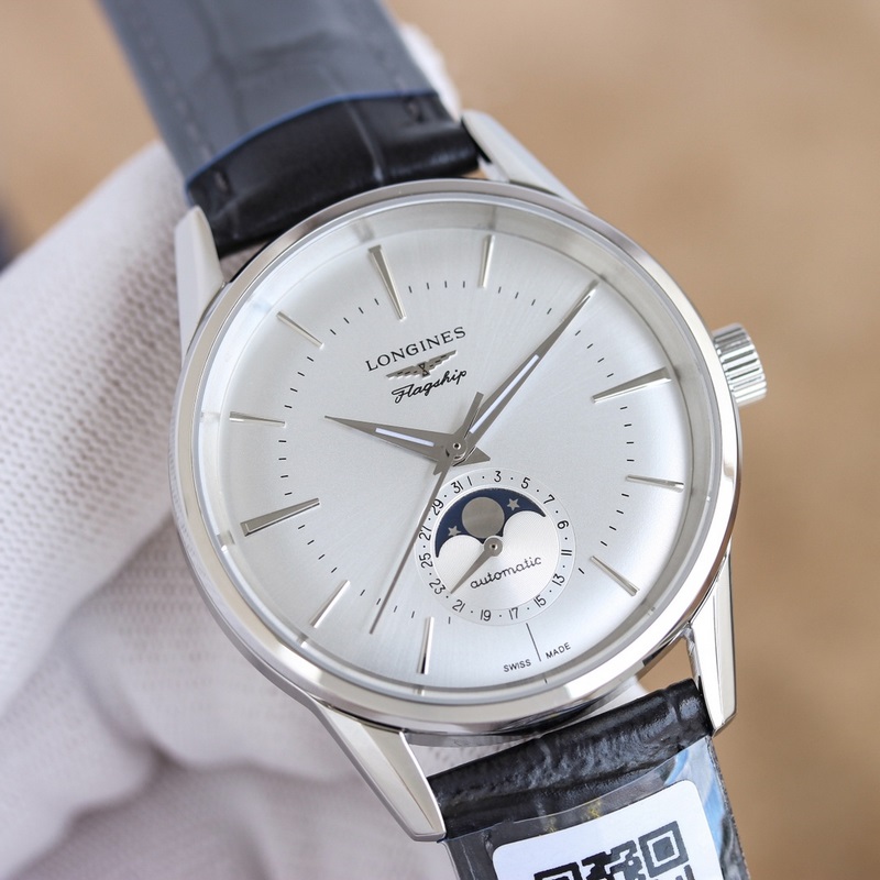 （三碼合一）3D首推，浪琴軍旗經(jīng)典複刻日月星辰腕錶，新款上市！ 字面：采用弧