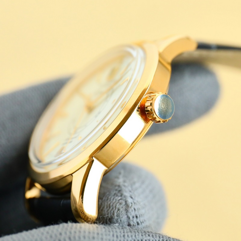 浪琴-康卡斯系列經典複刻“獨眼龍” “獨眼龍”是浪琴于上世紀60年代推出的一款