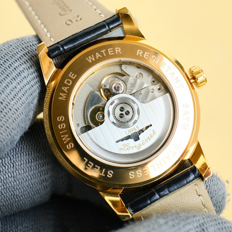 浪琴-康卡斯系列經典複刻“獨眼龍” “獨眼龍”是浪琴于上世紀60年代推出的一款