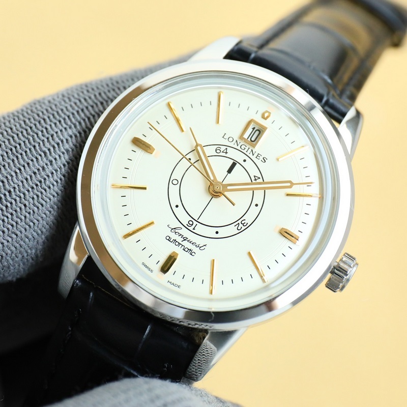 浪琴-康卡斯系列經(jīng)典複刻“獨(dú)眼龍” “獨(dú)眼龍”是浪琴于上世紀(jì)60年代推出的一款