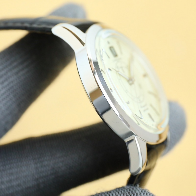 浪琴-康卡斯系列經典複刻“獨眼龍” “獨眼龍”是浪琴于上世紀60年代推出的一款