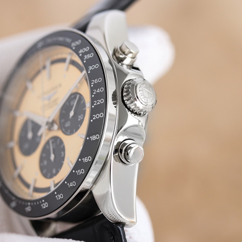 【新品】浪琴 LONGINES-浪琴康卡斯悅動憑借其獨特的設計，實用的功能和舒適