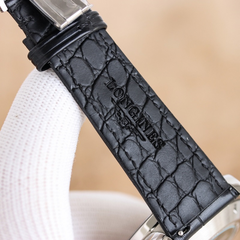 【新品】浪琴 LONGINES-浪琴康卡斯悅動憑借其獨特的設計，實用的功能和舒適