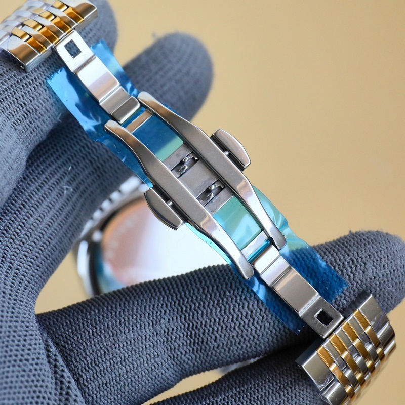 女款_日本石英：價格3500  日本機(jī)械：價格5500 品牌：浪琴-LONGINE