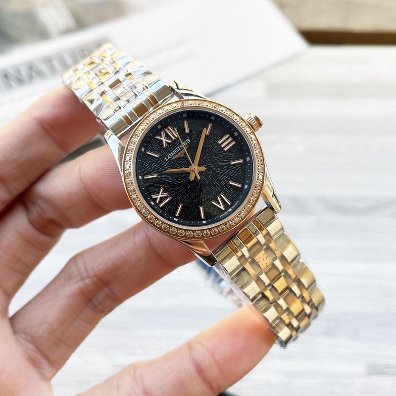 女款_浪琴錶結(jié)合女性材質(zhì)與動(dòng)感線條 打造出全新康柏系列(Conquest Classi