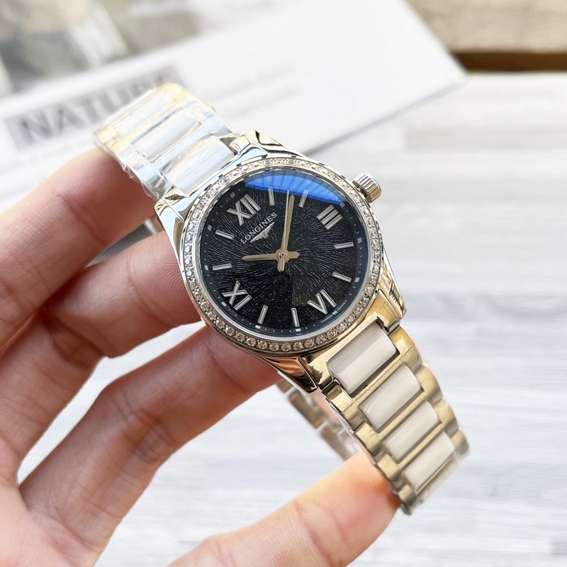 女款_浪琴錶結合女性材質與動感線條 打造出全新康柏系列(Conquest Classi