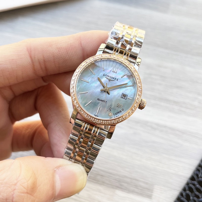 女款_浪琴情侶款 簡直太別緻了 ！低調又不失細節的美，錶盤刻度也太纖細秀氣了吧！複古獨