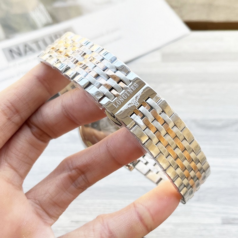 女款_浪琴情侶款 簡直太別緻了 ！低調又不失細節的美，錶盤刻度也太纖細秀氣了吧！複古獨