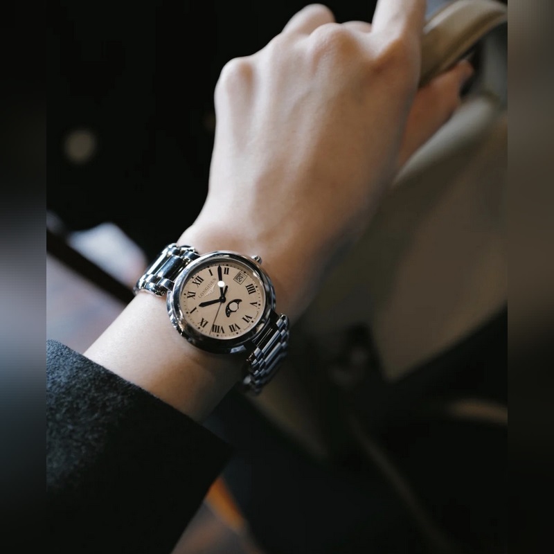 女款_KL【可樂】工廠浪琴優(yōu)雅系列心月女錶——璀璨心月，奇幻優(yōu)雅腕錶數(shù)據(jù)：型號L8.