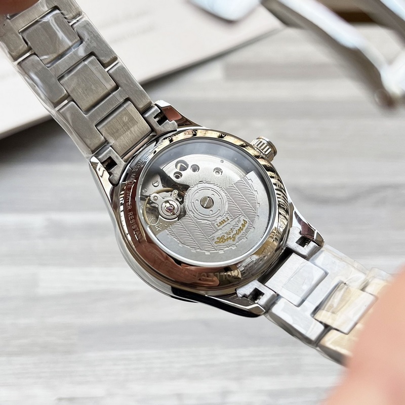 女款_浪琴-康鉑系列 女士腕錶 優雅時尚 錶殼316精鋼打造 采用原裝蝴蝶雙按扣 藍寶