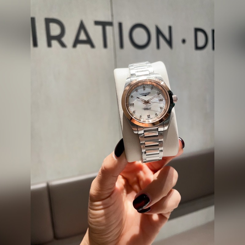 女款_浪琴康卡斯悅動系列 女裝34mm尺寸，316精鋼材質，一圈一殼，CNC精工藝打造