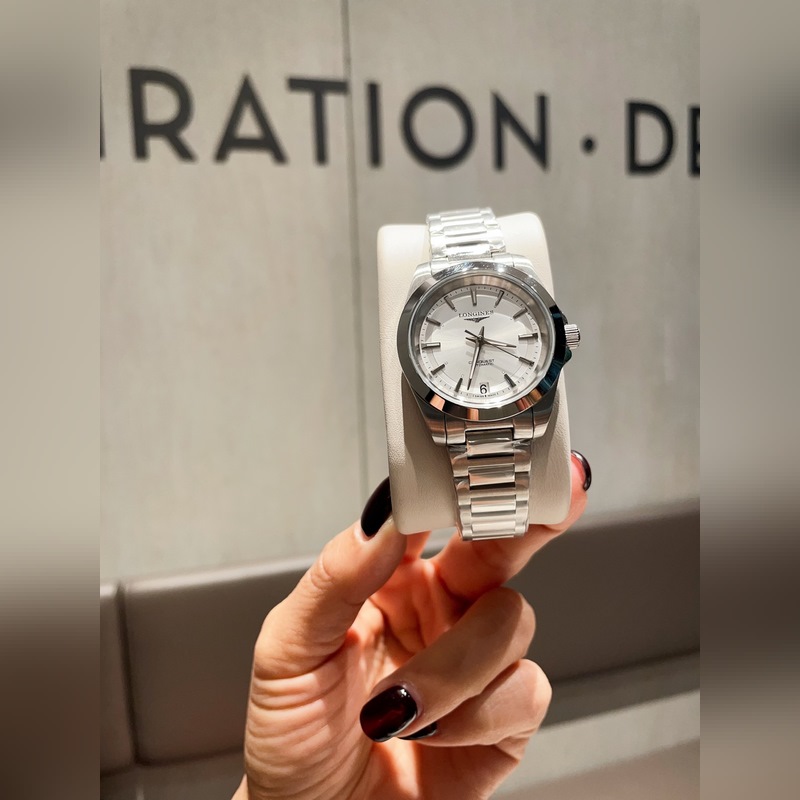 女款_浪琴康卡斯悅動(dòng)系列 女裝34mm尺寸，316精鋼材質(zhì)，一圈一殼，CNC精工藝打造