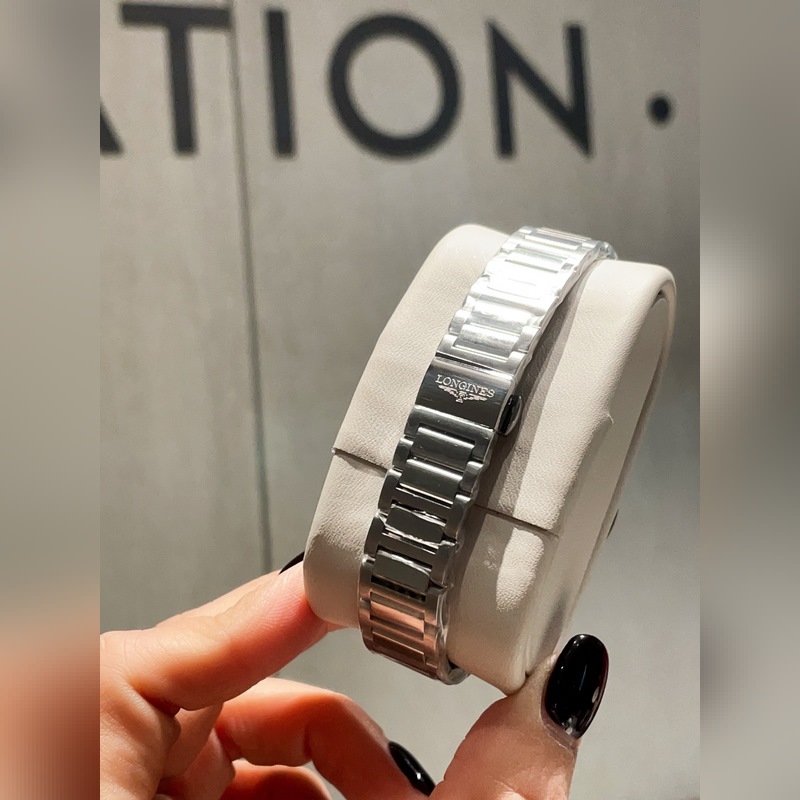 女款_浪琴康卡斯悅動(dòng)系列 女裝34mm尺寸，316精鋼材質(zhì)，一圈一殼，CNC精工藝打造