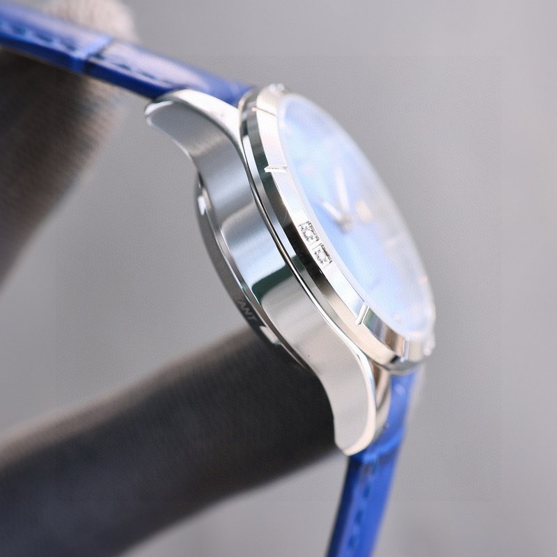 女款_最新力薦浪琴女款， 小紅書爆款，女裝腕錶，青春年華，可以搭配更多顔色皮帶鏡面：