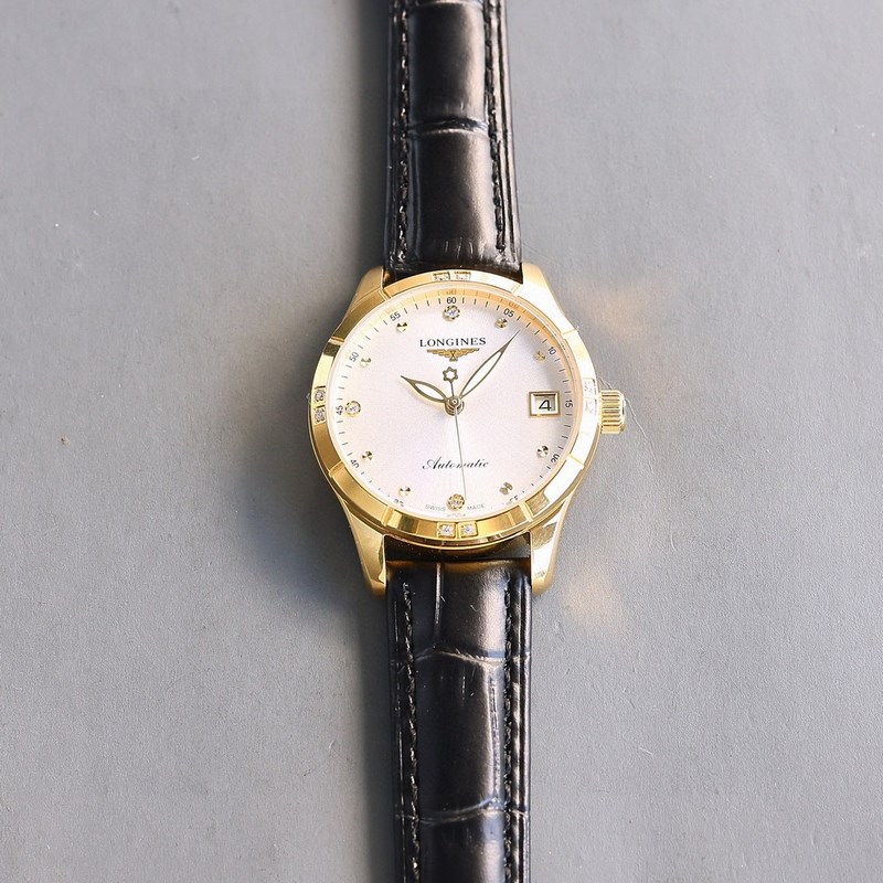 女款_最新力薦浪琴女款， 小紅書爆款，女裝腕錶，青春年華，可以搭配更多顔色皮帶鏡面：