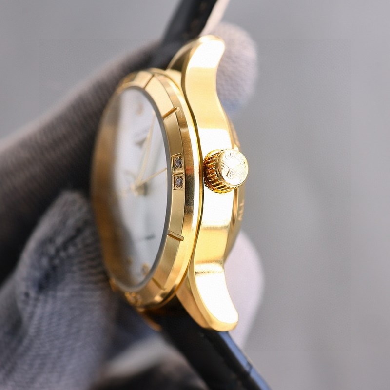 女款_最新力薦浪琴女款， 小紅書爆款，女裝腕錶，青春年華，可以搭配更多顔色皮帶鏡面：