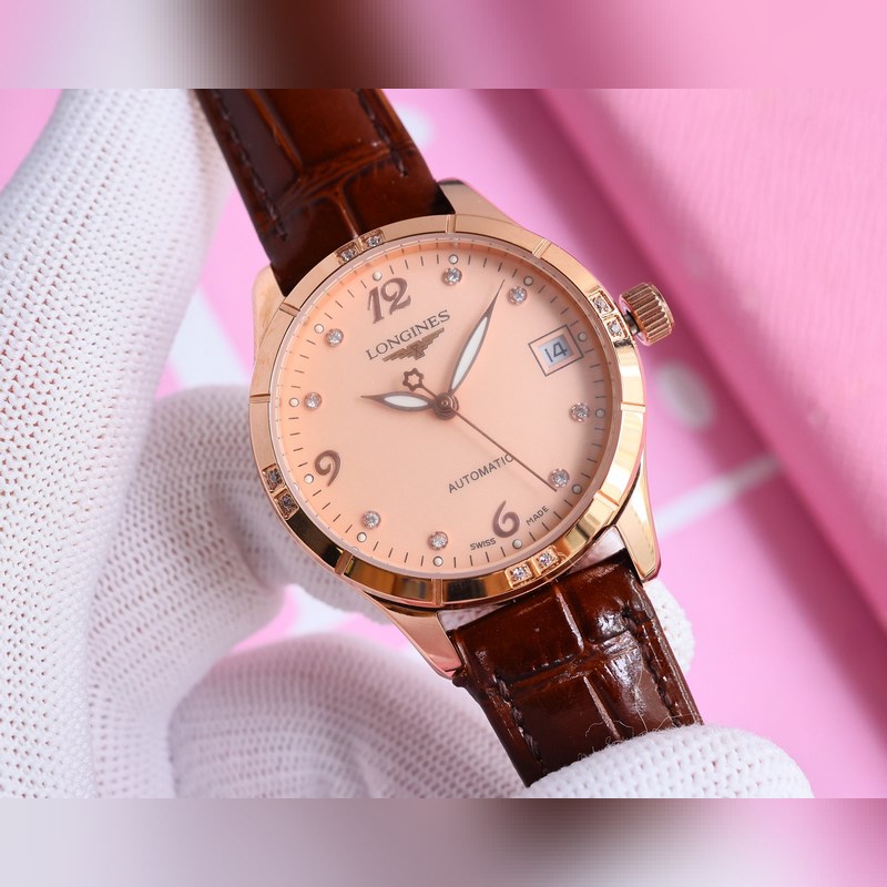 女款_最新力薦浪琴女款爆款，女裝腕錶，青春年華，可以搭配更多顔色皮帶鏡面：藍寶石水晶