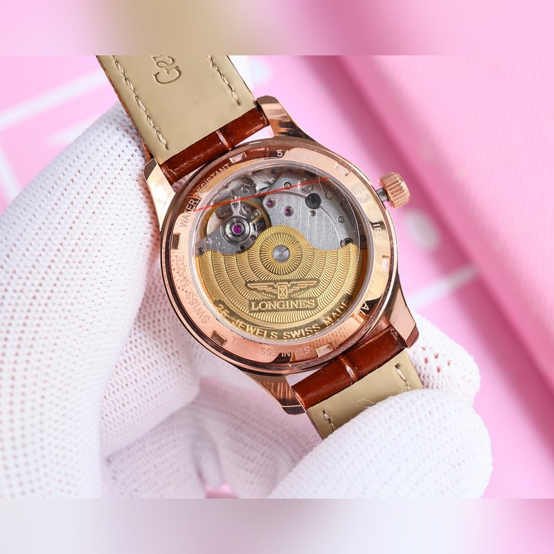 女款_最新力薦浪琴女款爆款，女裝腕錶，青春年華，可以搭配更多顔色皮帶鏡面：藍寶石水晶