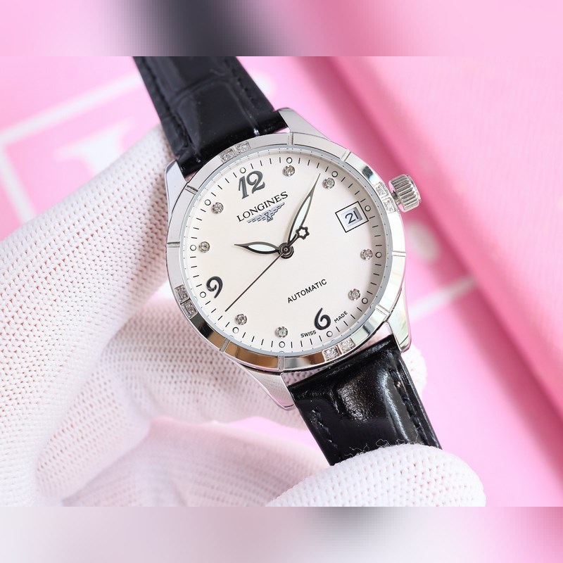 女款_最新力薦浪琴女款爆款，女裝腕錶，青春年華，可以搭配更多顔色皮帶鏡面：藍寶石水晶