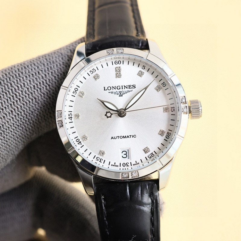 女款_二零二五浪琴最新女款， 小紅書爆款，腕錶，青春年華，可以搭配更多顔色皮帶鏡面：