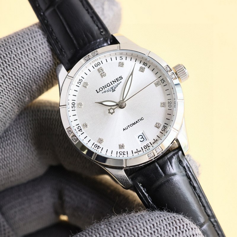 女款_二零二五浪琴最新女款， 小紅書爆款，腕錶，青春年華，可以搭配更多顔色皮帶鏡面：