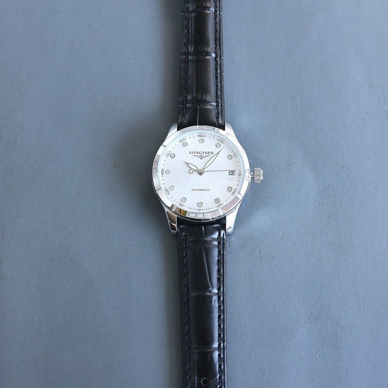 女款_新款浪琴機(jī)械女錶 ，推出為每一位女性設(shè)計(jì)的新品，適合所有女神佩戴，在不同場(chǎng)景都能