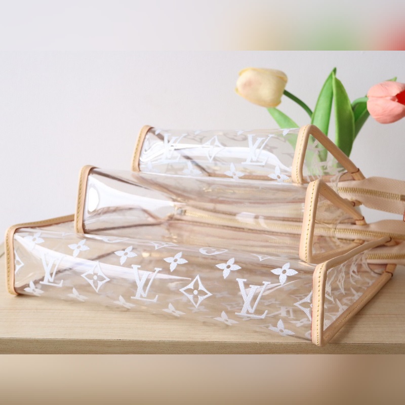 M11390透明三件套  一套3種不同尺寸的路易威登經典化妝包的“套裝3波什香