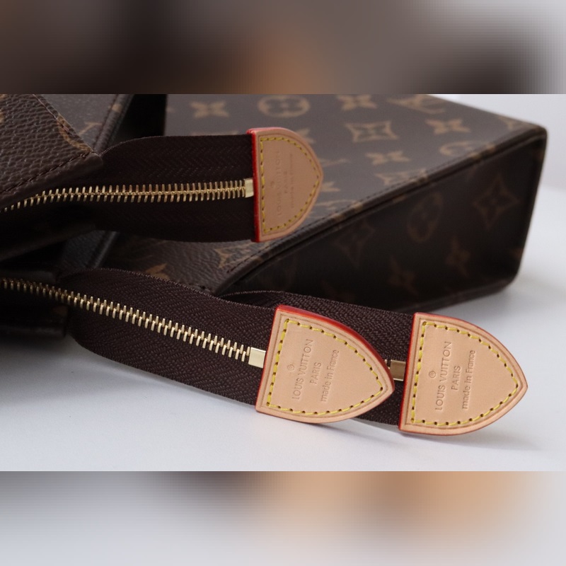 M47195三件套  一套3種不同尺寸的路易威登經典化妝包的“套裝3波什香水”