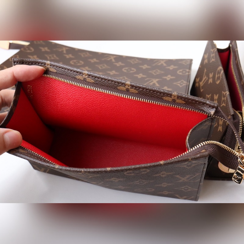 M47195三件套  一套3種不同尺寸的路易威登經典化妝包的“套裝3波什香水”