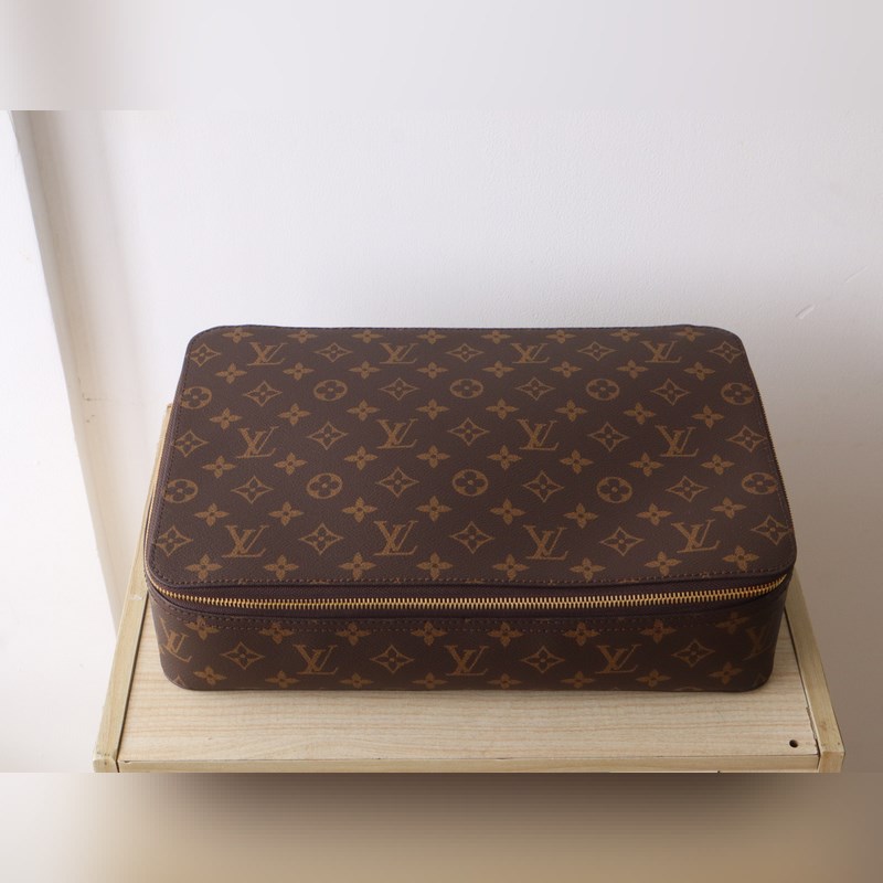 M43690 花 老 號(hào) 大 ！  Packing Cube 號(hào) 大 手袋收