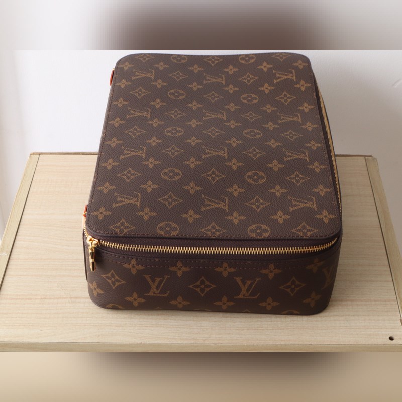 M43690 花 老 號(hào) 大 ！  Packing Cube 號(hào) 大 手袋收