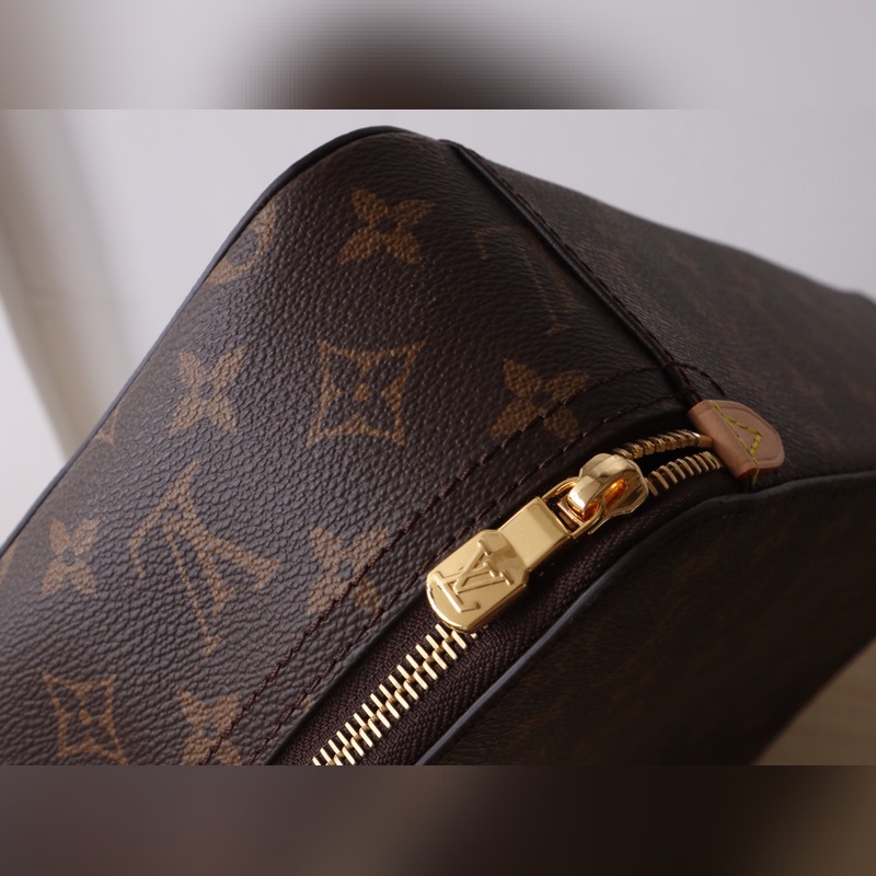 M43690 花 老 號(hào) 大 ！  Packing Cube 號(hào) 大 手袋收