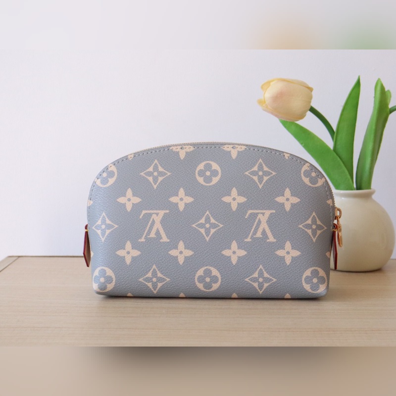 M12440淺灰 本款 Pochette Cosmétique 小號化妝包拼接