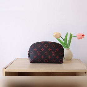 M12593紅花  本款 Pochette Cosmétique 小號(hào)化妝包拼