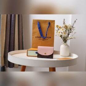 M82333皮面  ROSALIE 零錢包！選用 Monogram 和 Mon