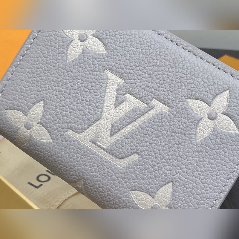 【臺灣貨】M14153香芋紫 全皮兩折錢包 CLéA 卡夾 從Maison Ms