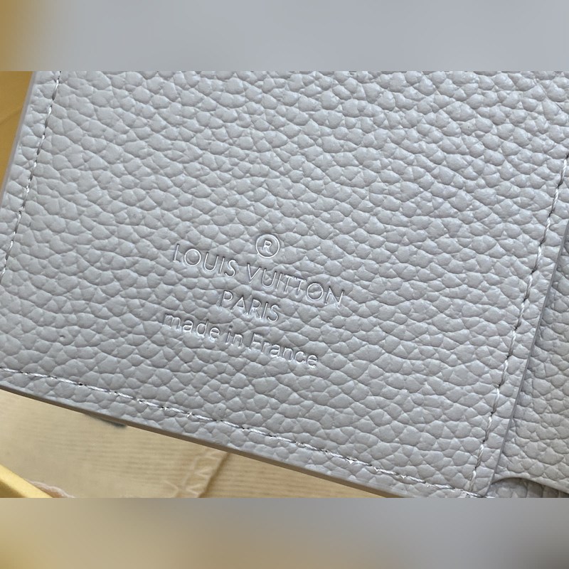 【臺灣貨】M14153香芋紫 全皮兩折錢包 CLéA 卡夾 從Maison Ms