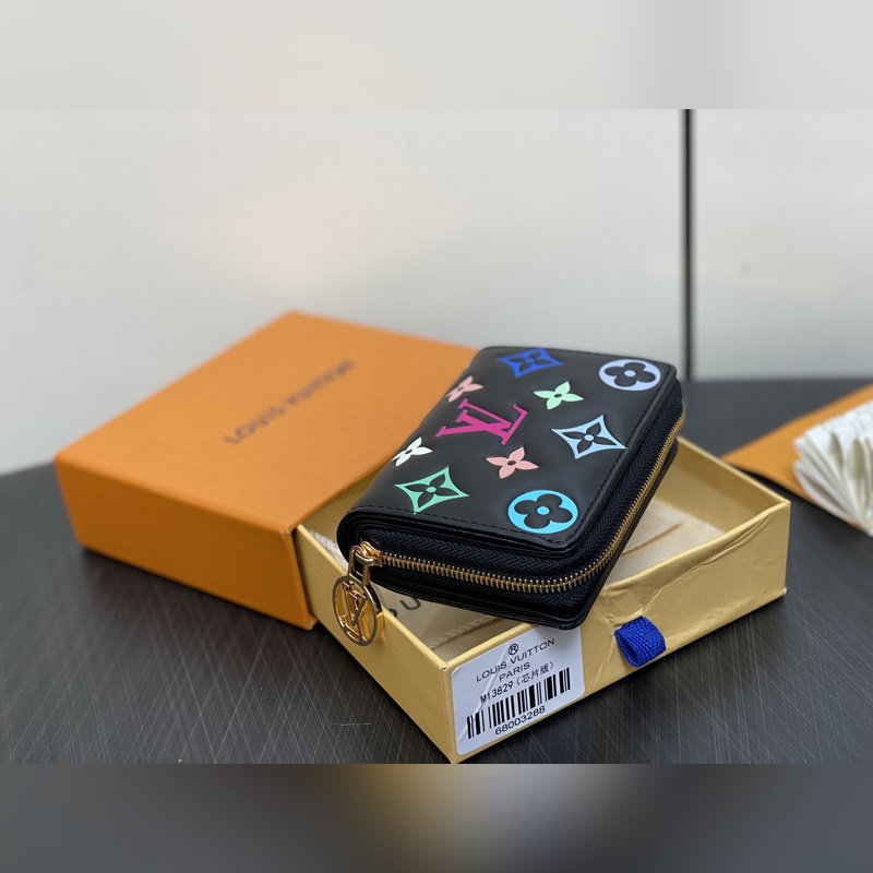 【臺灣貨】M13829黑色絲印 全皮單拉鍊短款錢包 Zippy 拉鍊錢包 這款L