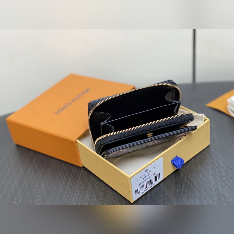 【臺灣貨】M12378黑色絲印 全皮單拉鍊短款錢包 Zippy 拉鍊錢包 這款L